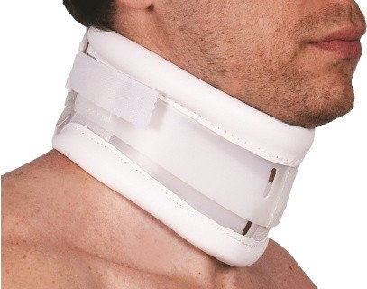 Adco Cervical Collar Adjustable Height 01102 Medium 1τμχ