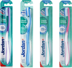 Jordan Clean Between Medium Toothbrush Μέτρια Οδοντόβουρτσα με Μικροΐνες 1τμχ 10
