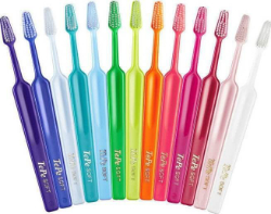 TePe Select Medium Toothbrush Οδοντόβουρτσα Μέτρια 1τμχ 35